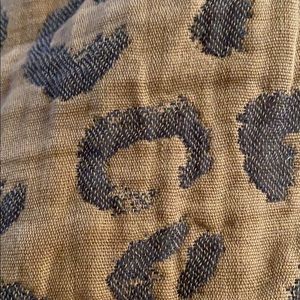 Meet your Posher, Chaneka